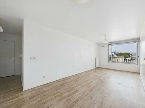 Image d'un appartement 2 pièces 44 m² à 140000€ à trappes (78190)