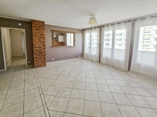 Image d'un appartement 4 pièces 77 m² à 89000€ à chenôve (21300)