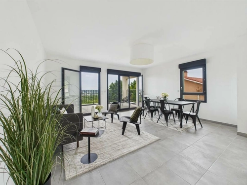 Image d'un appartement 4 pièces 112 m² à 440000€ à irigny (69540)