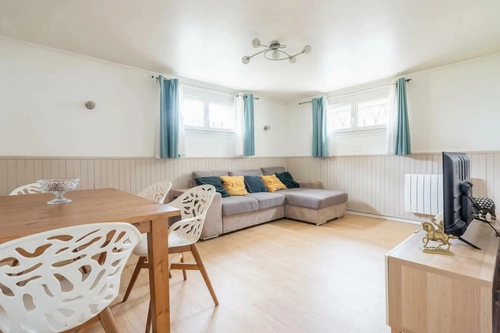 Image d'un appartement 2 pièces 47 m² à 149000€ à drancy (93700)
