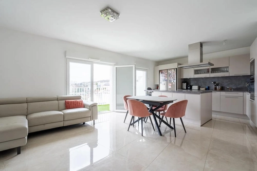 Image d'un appartement 4 pièces 90 m² à 452690€ à noisy-le-sec (93130)