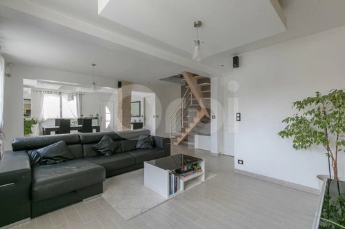 Image d'un maison 5 pièces 191 m² à 599000€ à chennevières-sur-marne (94430)