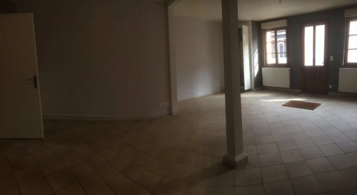 Image d'un appartement 3 pièces 97 m² à 515€ à blanzy (71450)