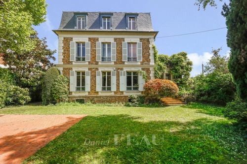 Image d'un maison 11 pièces 320 m² à 2820000€ à rocquencourt (78150)