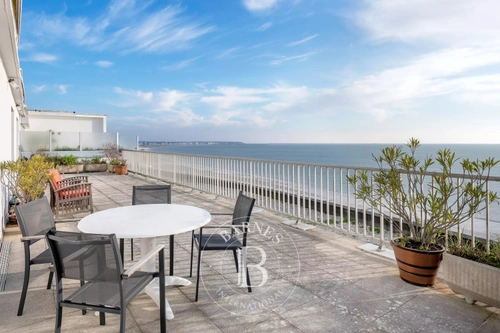 Image d'un appartement 4 pièces 110 m² à 2080000€ à la baule-escoublac (44500)