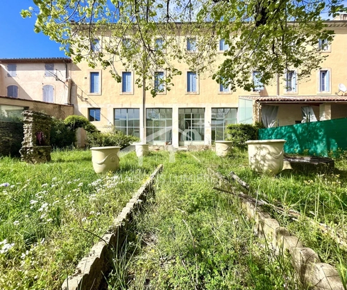 Image d'un maison 5 pièces 155 m² à 1260€ à apt (84400)