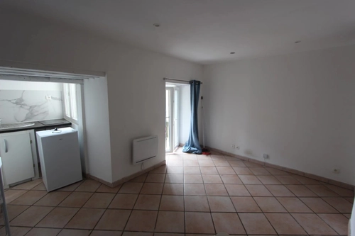 Image d'un appartement 2 pièces 29 m² à 490€ à pau (64000)