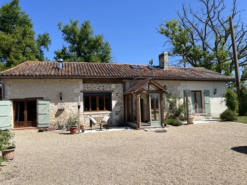 Image d'un maison 13 pièces 167 m² à 381600€ à "échourgnac" (24410)