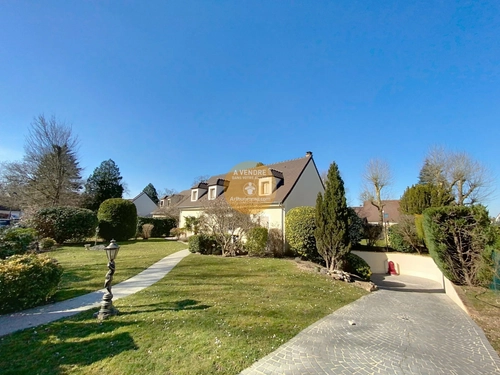 Image d'un maison 7 pièces 181 m² à 795000€ à chantilly (60500)