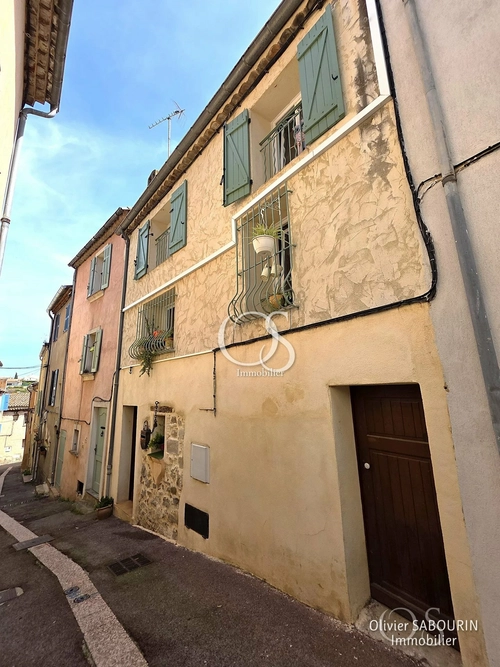 Image d'un maison 4 pièces 147 m² à 355000€ à roquebrune-sur-argens (83520)