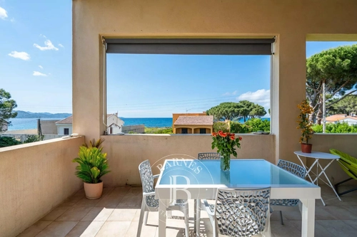 Image d'un maison 10 pièces 176 m² à 1040000€ à saint-florent (45600)