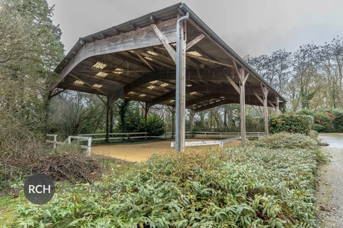 Image d'un maison 30 pièces 588 m² à 1456000€ à montfort-l'amaury (78490)