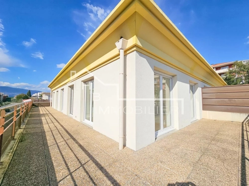 Image d'un appartement 4 pièces 86 m² à 379000€ à nice (06000)