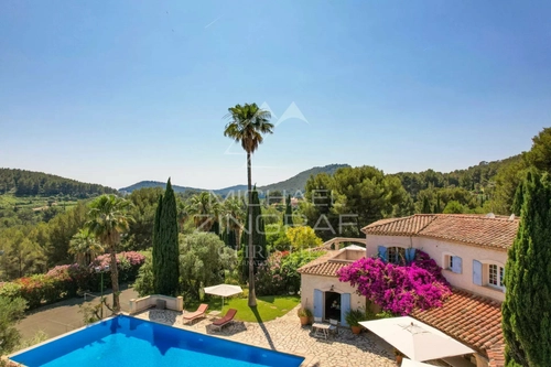 Image d'un maison 18 pièces 723 m² à 3550000€ à saint-cyr-sur-mer (83270)