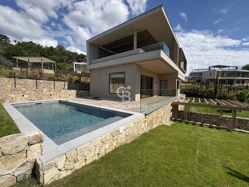 Image d'un maison 5 pièces 155 m² à 2350000€ à mougins (06250)
