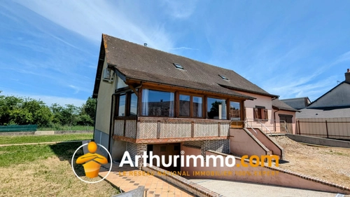 Image d'un maison 5 pièces 123 m² à 174900€ à aubigny-sur-nère (18700)