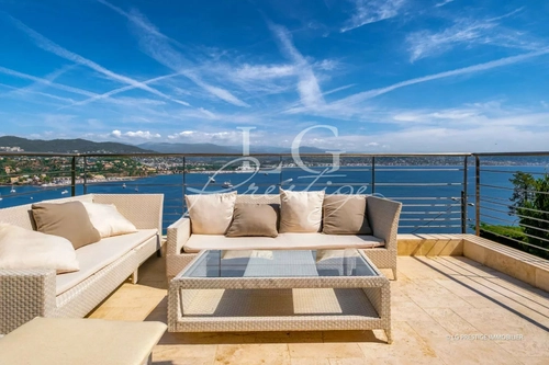 Image d'un maison 6 pièces 176 m² à 2190000€ à théoule-sur-mer (06590)