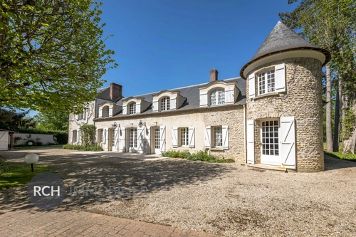 Image d'un maison 14 pièces 418 m² à 1680000€ à mittainville (78125)