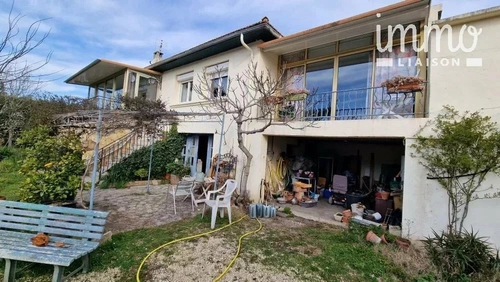 Image d'un maison 8 pièces 126 m² à 368000€ à saint-paul-trois-châteaux (26130)