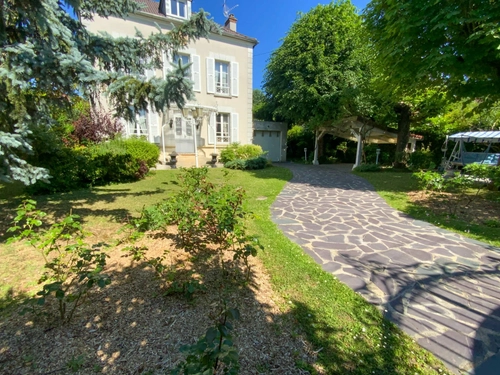 Image d'un maison 11 pièces 268 m² à 1190000€ à le raincy (93340)