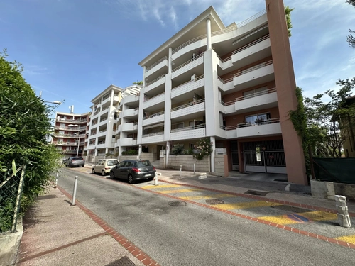 Image d'un appartement 3 pièces 64 m² à 280000€ à cagnes-sur-mer (06800)