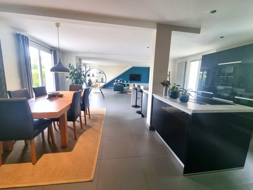 Image d'un maison 6 pièces 197 m² à 1242000€ à croissy-sur-seine (78290)
