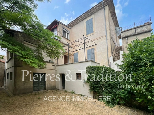 Image d'un appartement 4 pièces 136 m² à 244000€ à apt (84400)