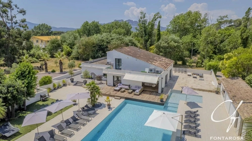 Image d'un maison 7 pièces 300 m² à 1290000€ à roquebrune-sur-argens (83520)