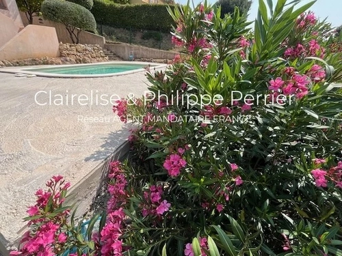 Image d'un maison 8 pièces 173 m² à 459000€ à carcès (83570)
