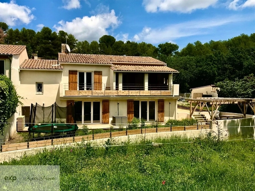 Image d'un maison 7 pièces 196 m² à 630000€ à pierrevert (04860)