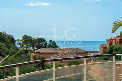 Image d'un appartement 2 pièces 52 m² à 395000€ à théoule-sur-mer (06590)