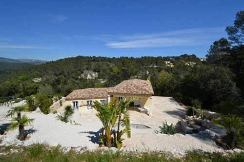 Image d'un maison 6 pièces 186 m² à 1420000€ à roquefort-les-pins (06330)
