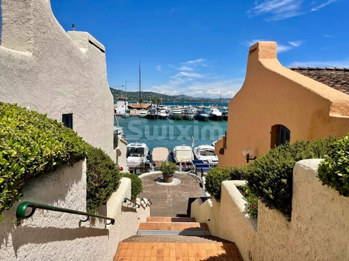 Image d'un appartement 4 pièces 81 m² à 520000€ à cogolin (83310)