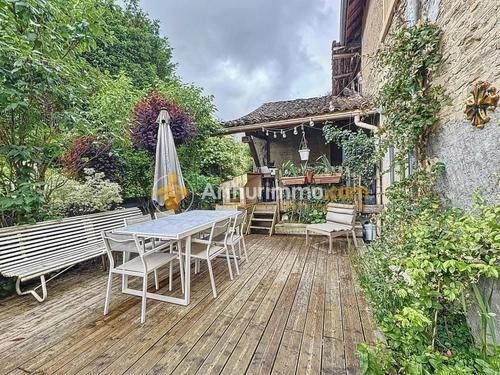 Image d'un maison 7 pièces 224 m² à 325000€ à saint-savin (86310)