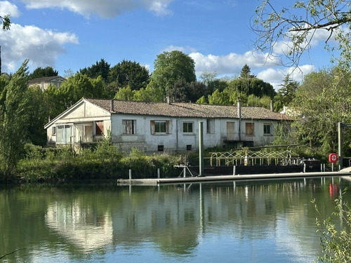 Image d'un maison 12 pièces 345 m² à 477000€ à saintes (17100)