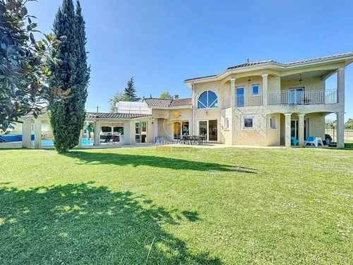 Image d'un maison 6 pièces 209 m² à 698000€ à bourgoin-jallieu (38300)