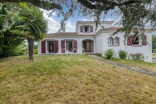 Image d'un maison 7 pièces 336 m² à 672000€ à clisson (44190)