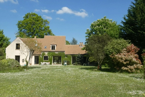 Image d'un maison 8 pièces 218 m² à 795000€ à fontainebleau (77300)