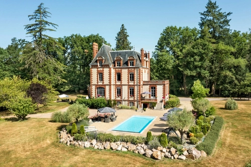 Image d'un maison 11 pièces 420 m² à 800000€ à allogny (18110)