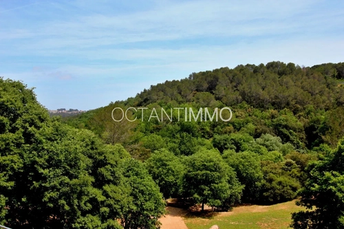 Image d'un appartement 4 pièces 78 m² à 1462€ à valbonne (06560)