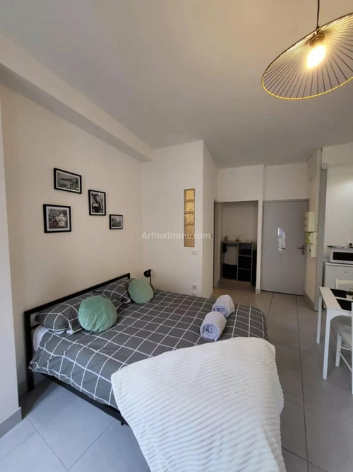 Image d'un appartement meublé 1 pièce 26 m² à 450€ à lourdes (65100)