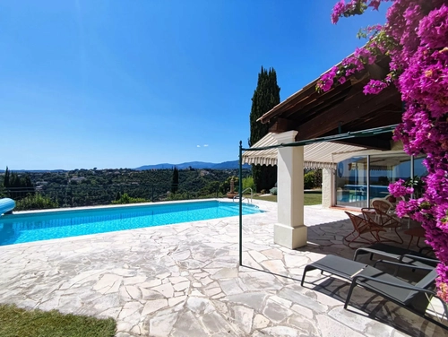 Image d'un maison 6 pièces 180 m² à 1380000€ à cagnes-sur-mer (06800)