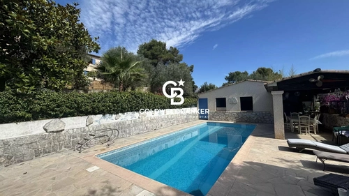 Image d'un maison 8 pièces 329 m² à 1199000€ à roquefort-les-pins (06330)