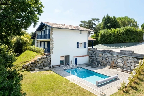Image d'un maison 7 pièces 182 m² à 1695000€ à saint-jean-de-luz (64500)