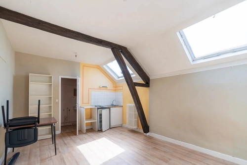 Image d'un appartement 2 pièces 35 m² à 400€ à laon (02000)