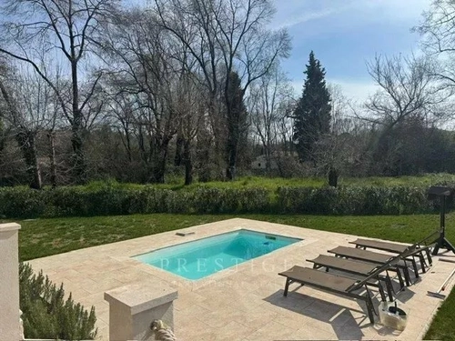 Image d'un maison 3 pièces 63 m² à 615000€ à châteauneuf-grasse (06740)