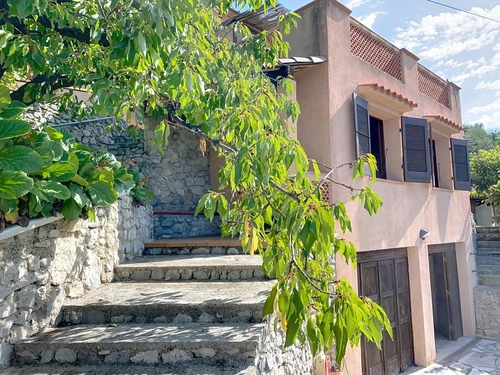 Image d'un maison 5 pièces 145 m² à 540000€ à peille (06440)