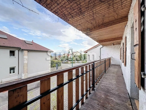 Image d'un appartement 4 pièces 111 m² à 460000€ à cessy (01170)