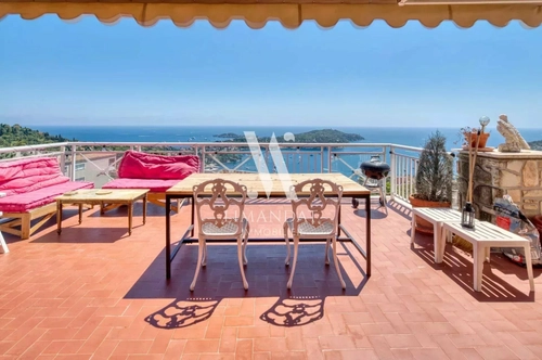 Image d'un appartement 4 pièces 139 m² à 1800000€ à villefranche-sur-mer (06230)