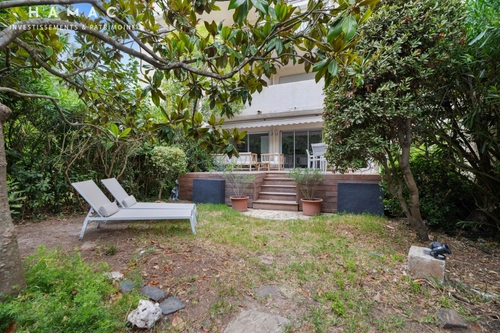 Image d'un appartement 4 pièces 80 m² à 1375500€ à saint-tropez (83990)